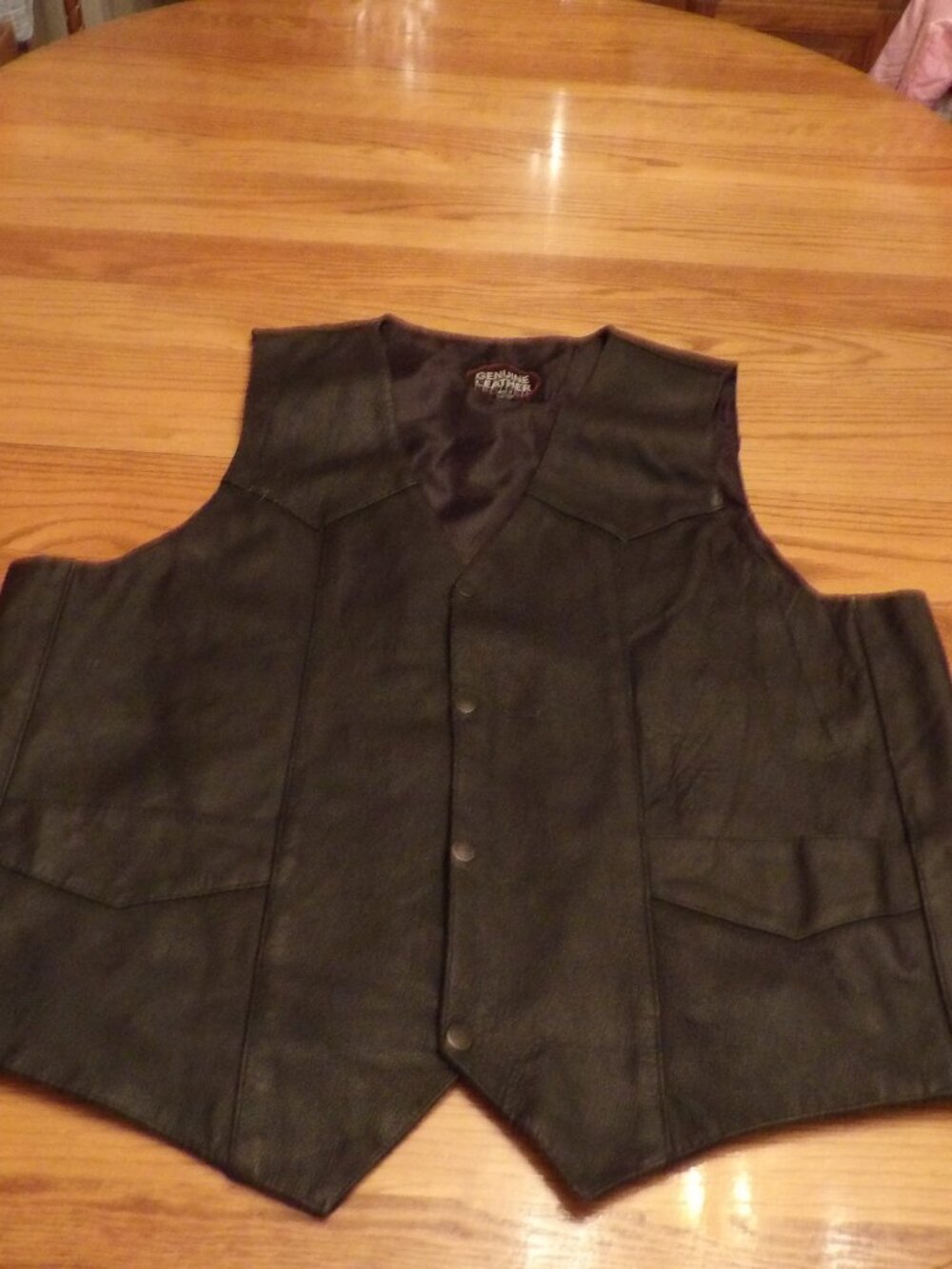 +- Men's Genuine Leather Sz 50 Black Leather Button Up Vest